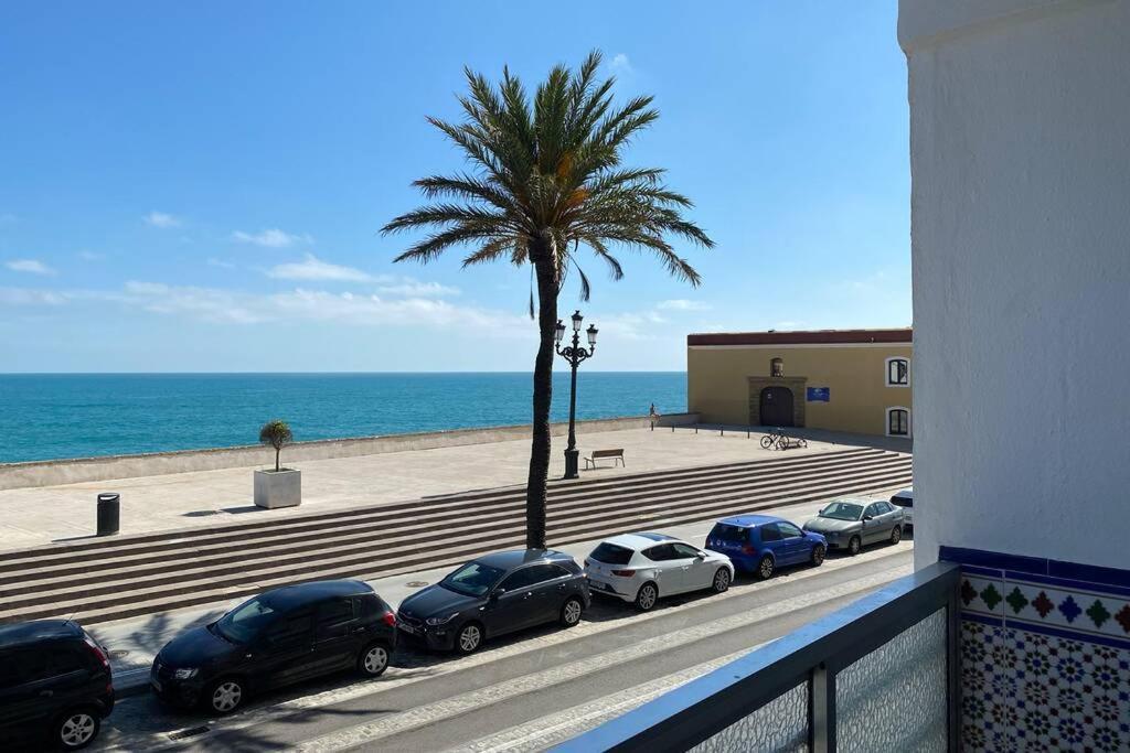 The Traveller`s house Mirador playa la Caleta en Cádiz Apartamento Exterior foto
